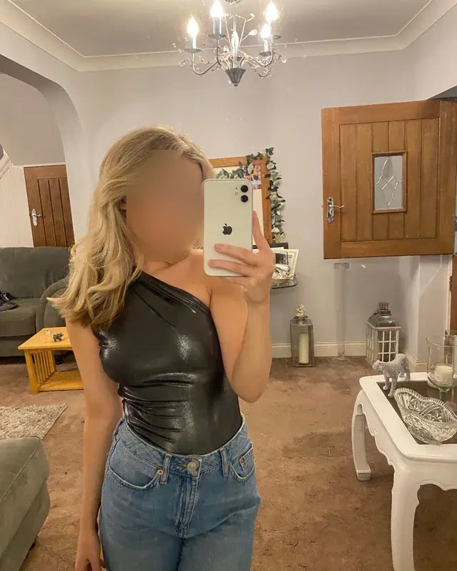 Sabrina - Image 3
